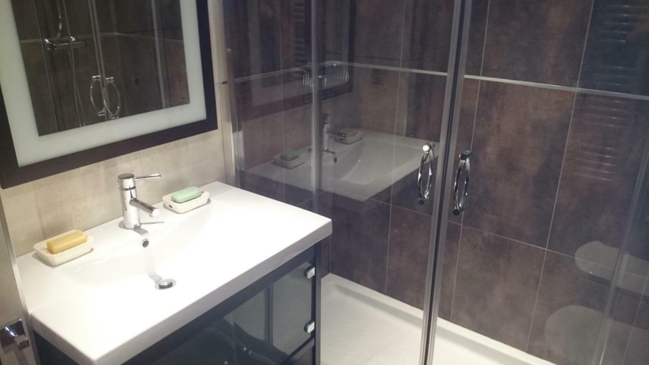 Apartamentos Salamanca Puerta Zamora, Centro, Wifi Con Salon Y 2 Dormitorios, Parking Kültér fotó