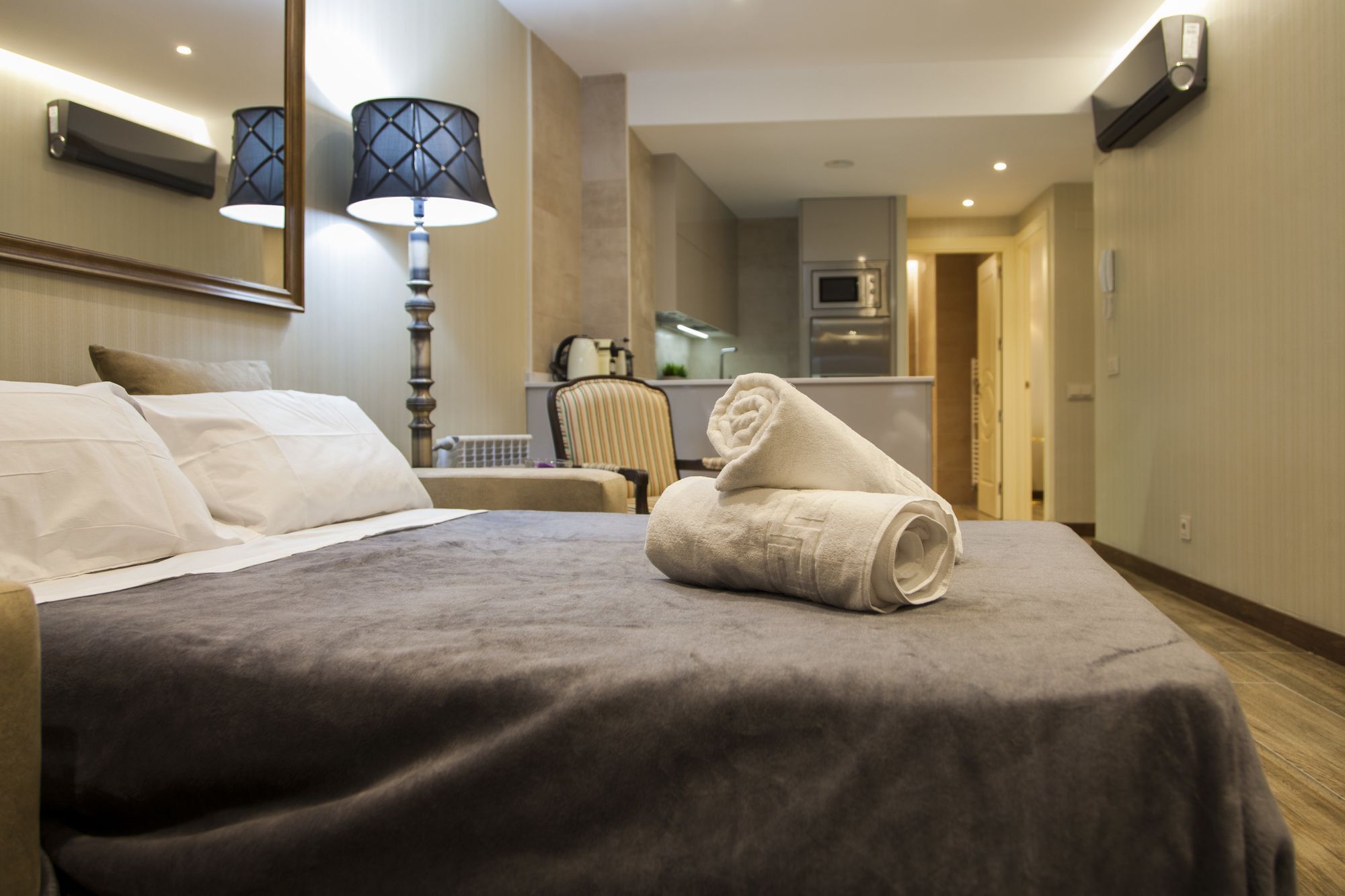 Apartamentos Salamanca Puerta Zamora, Centro, Wifi Con Salon Y 2 Dormitorios, Parking Kültér fotó